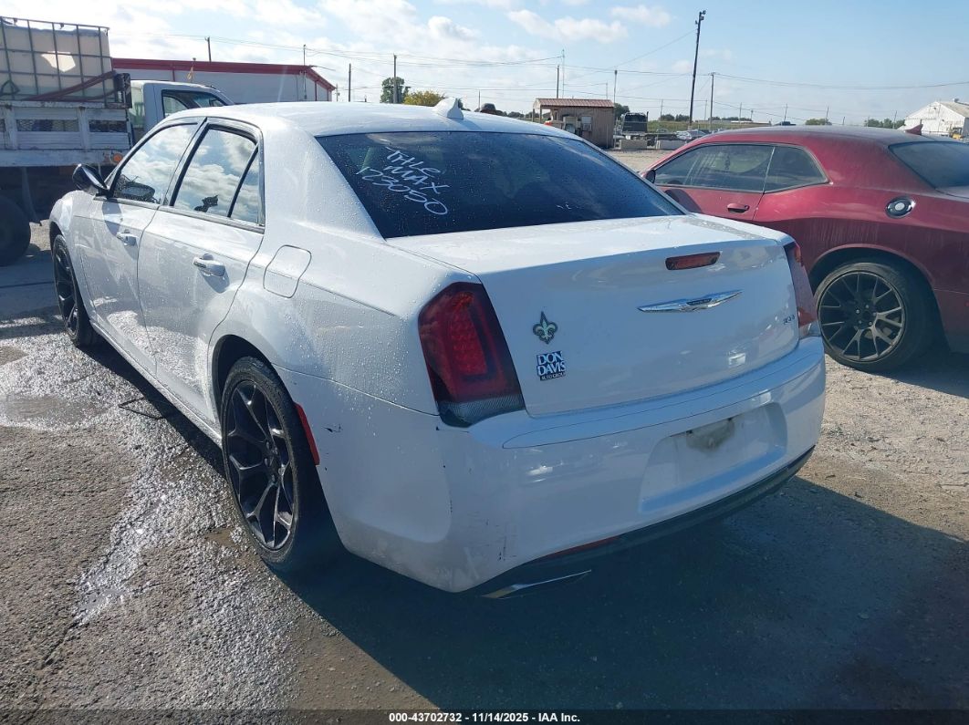 Chrysler 300 2020