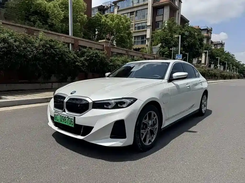 BMW i3 2023