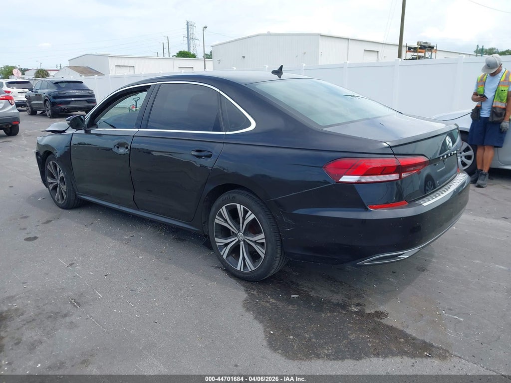 Volkswagen Passat 2022