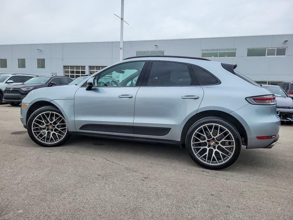 Porsche Macan 2021