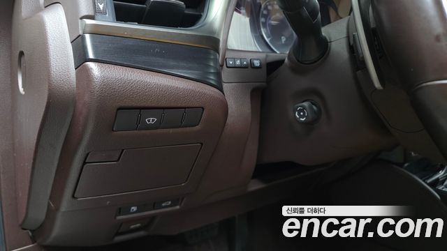 Lexus ES 2021