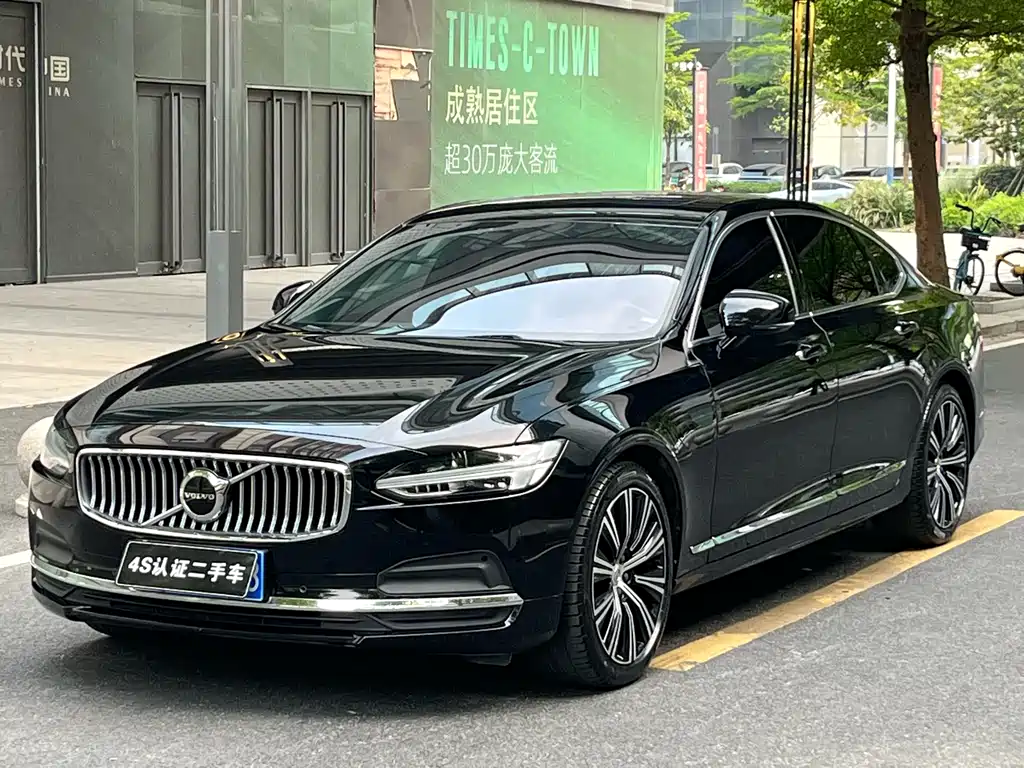 Volvo S90 2022