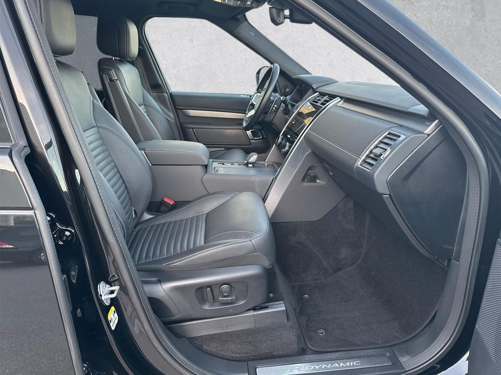 Land Rover Discovery 2023