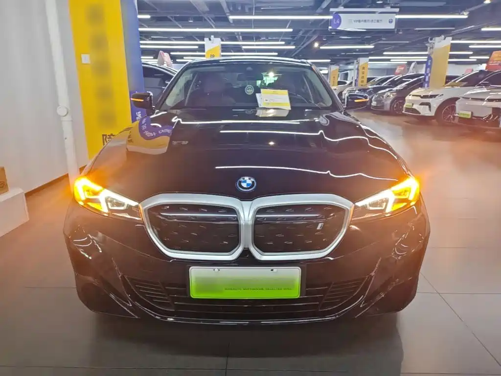 BMW i3 2024