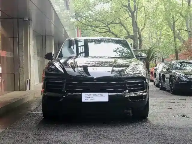 Porsche Cayenne 2023