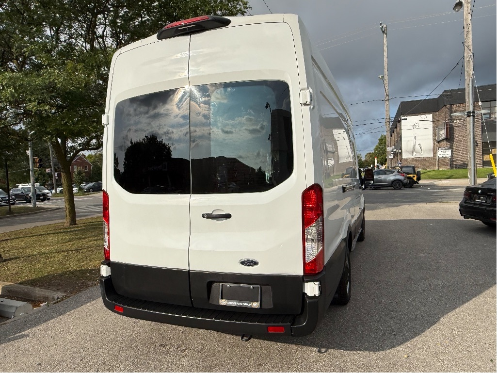 Ford Transit 2021