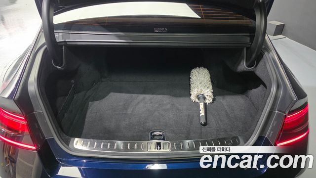 Genesis G90 2023