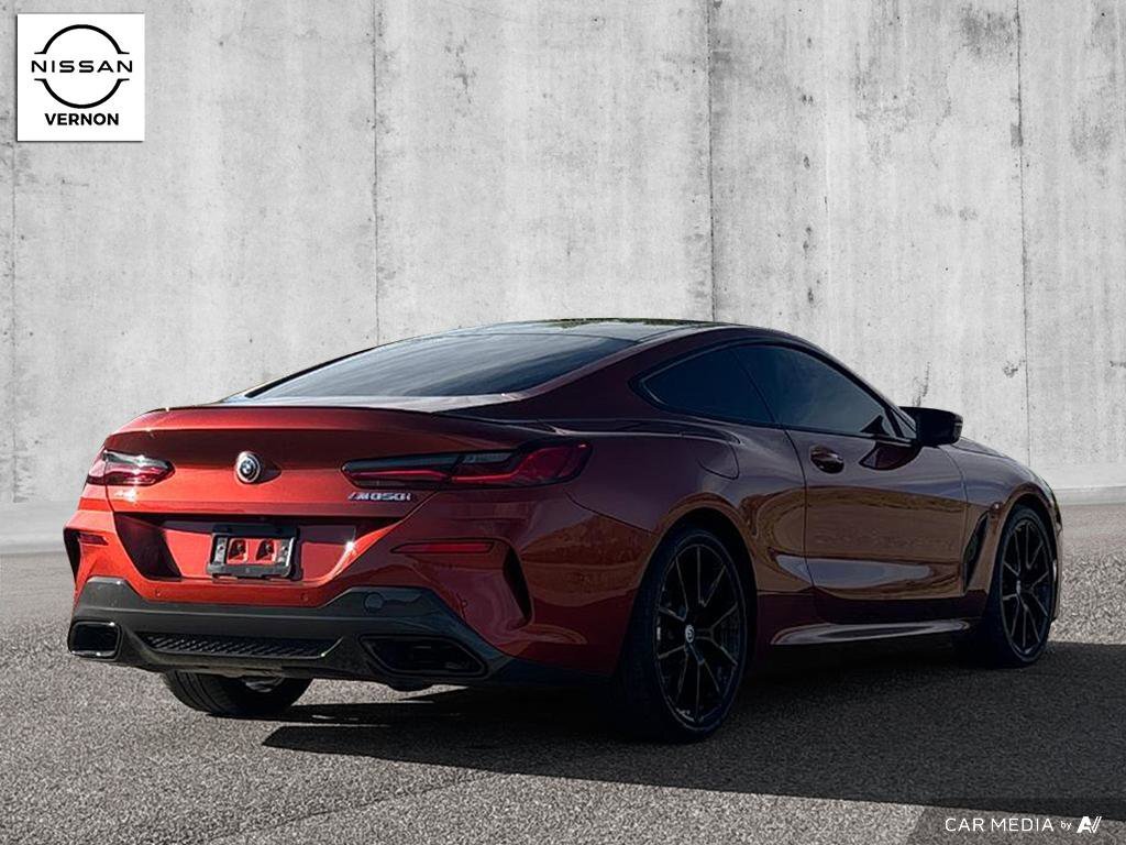 BMW 8 серии 2023