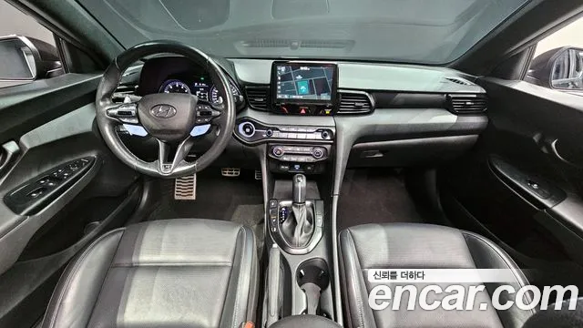 Hyundai Veloster 2021
