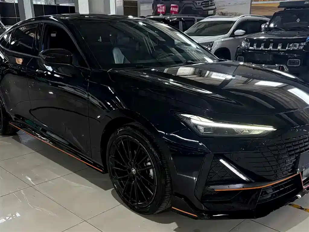 Changan UNI-V 2023
