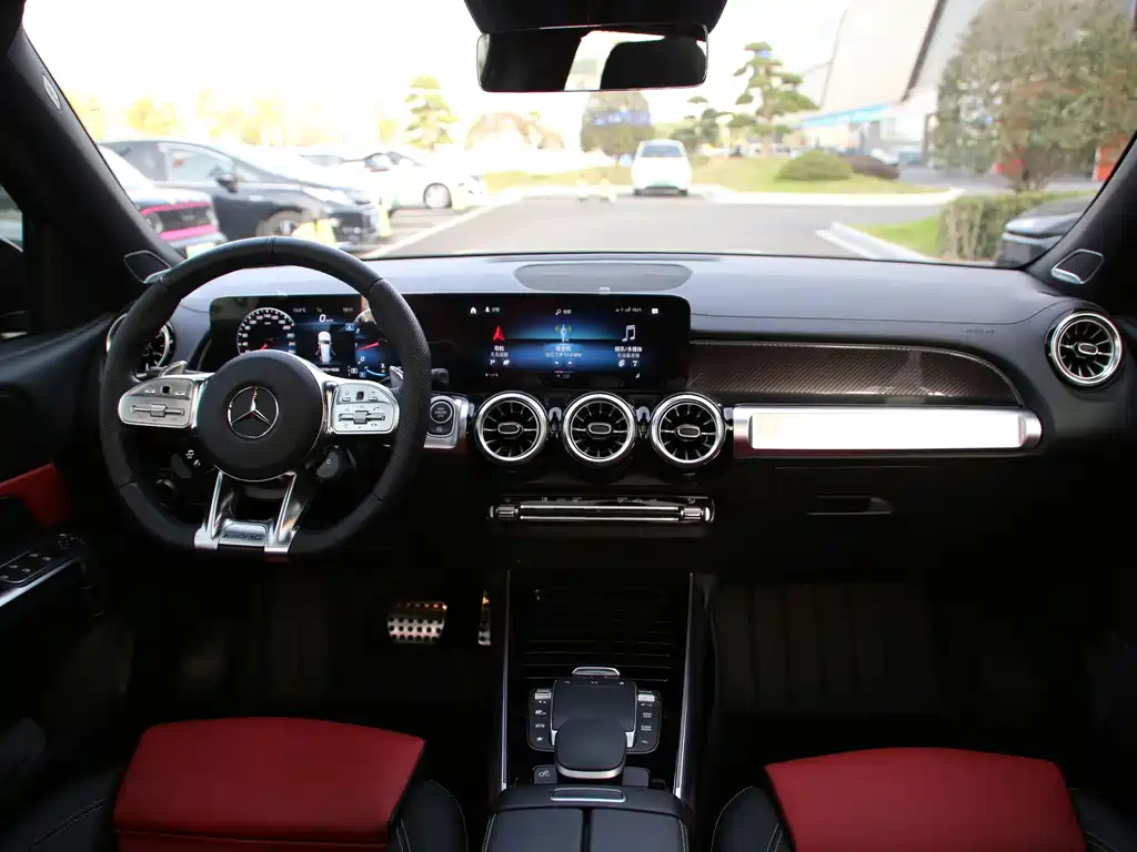 Mercedes-Benz GLB AMG 2023