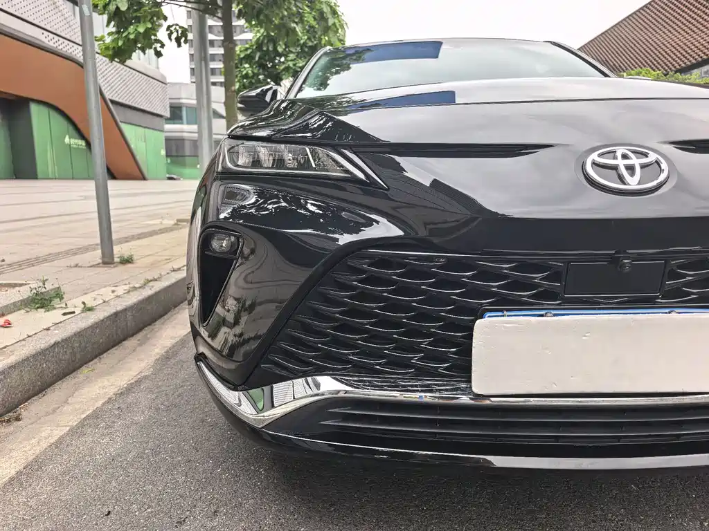 Toyota Venza 2023