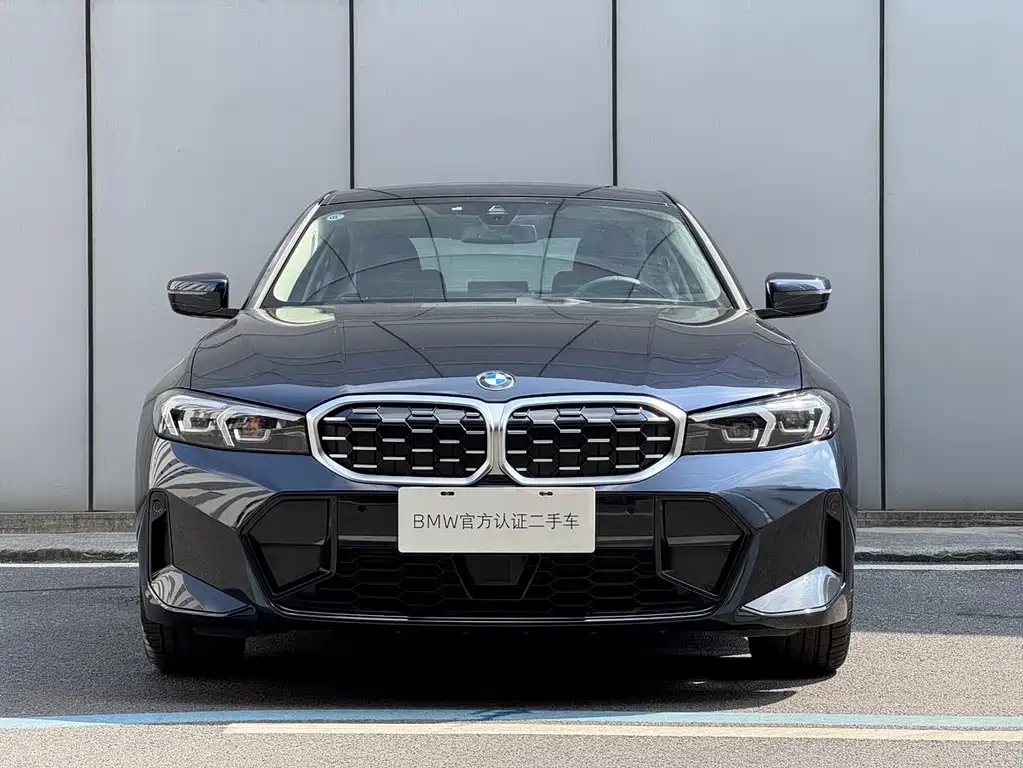 BMW 3 серии 2024