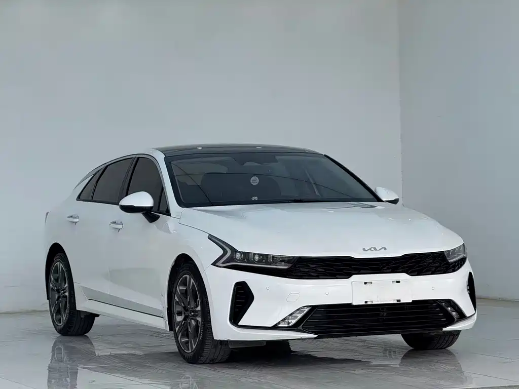 Kia K5 2023