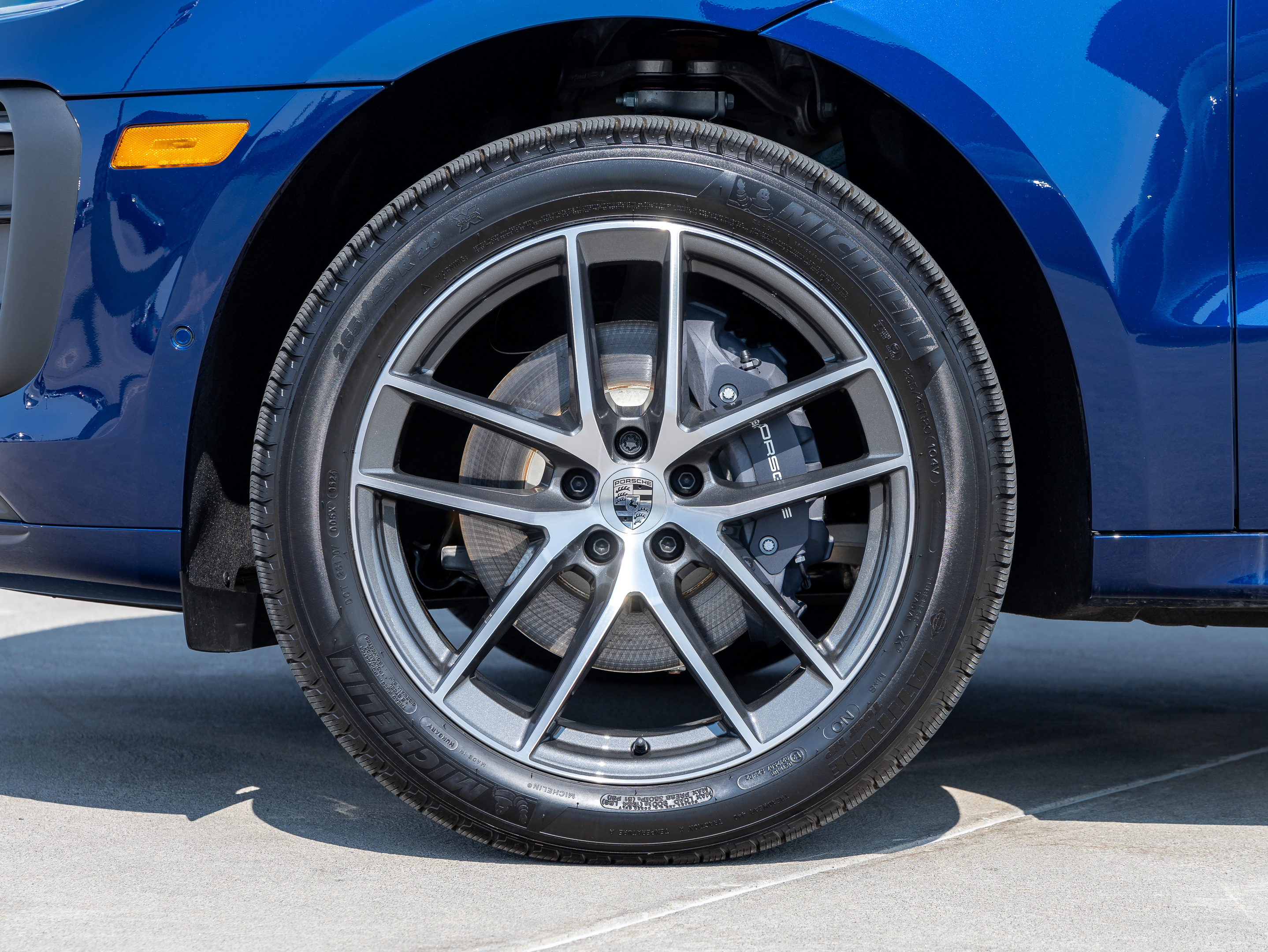 Porsche Macan 2024