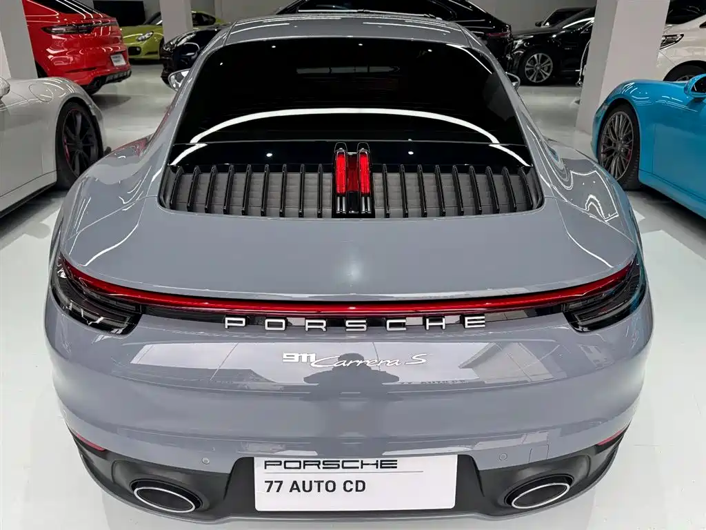 Porsche 911 2024