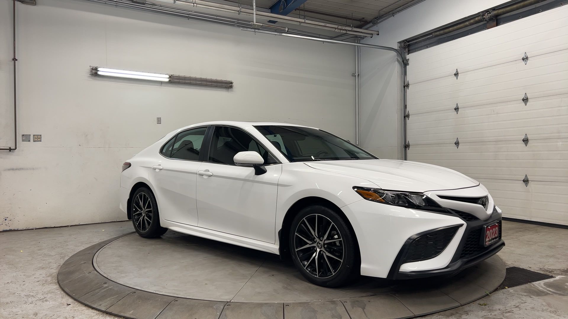 Toyota Camry 2023