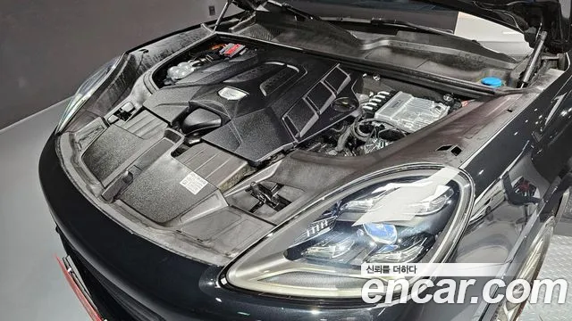 Porsche Cayenne 2022