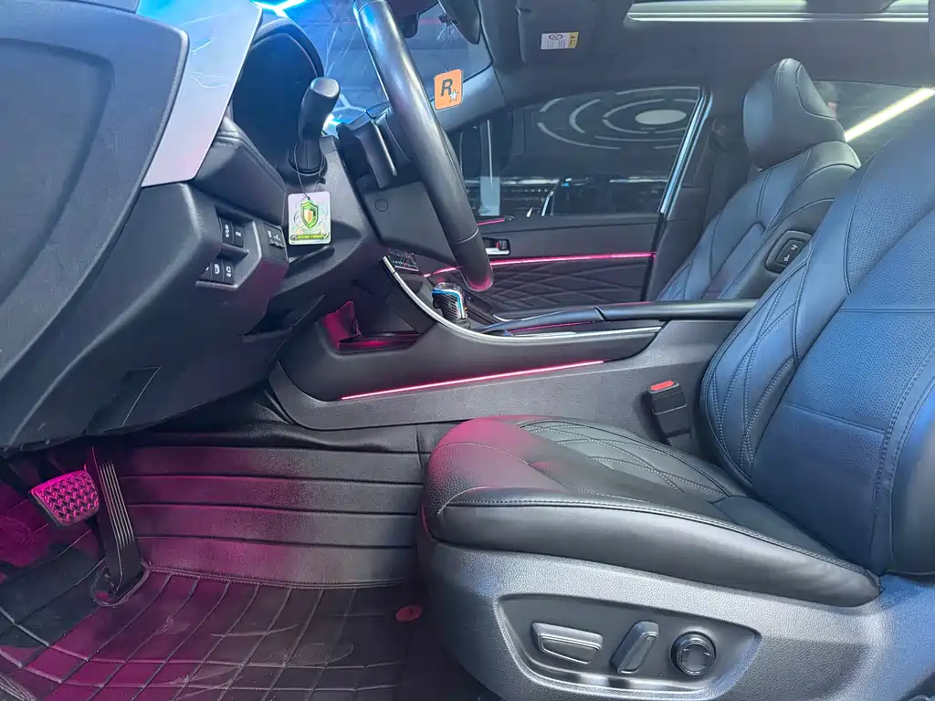 Toyota Avalon 2021