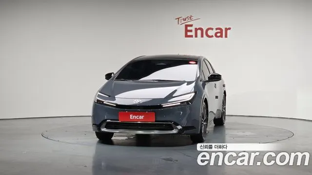 Toyota Prius 2024