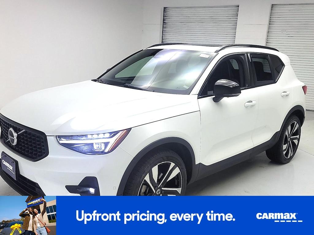 Volvo XC40 2024
