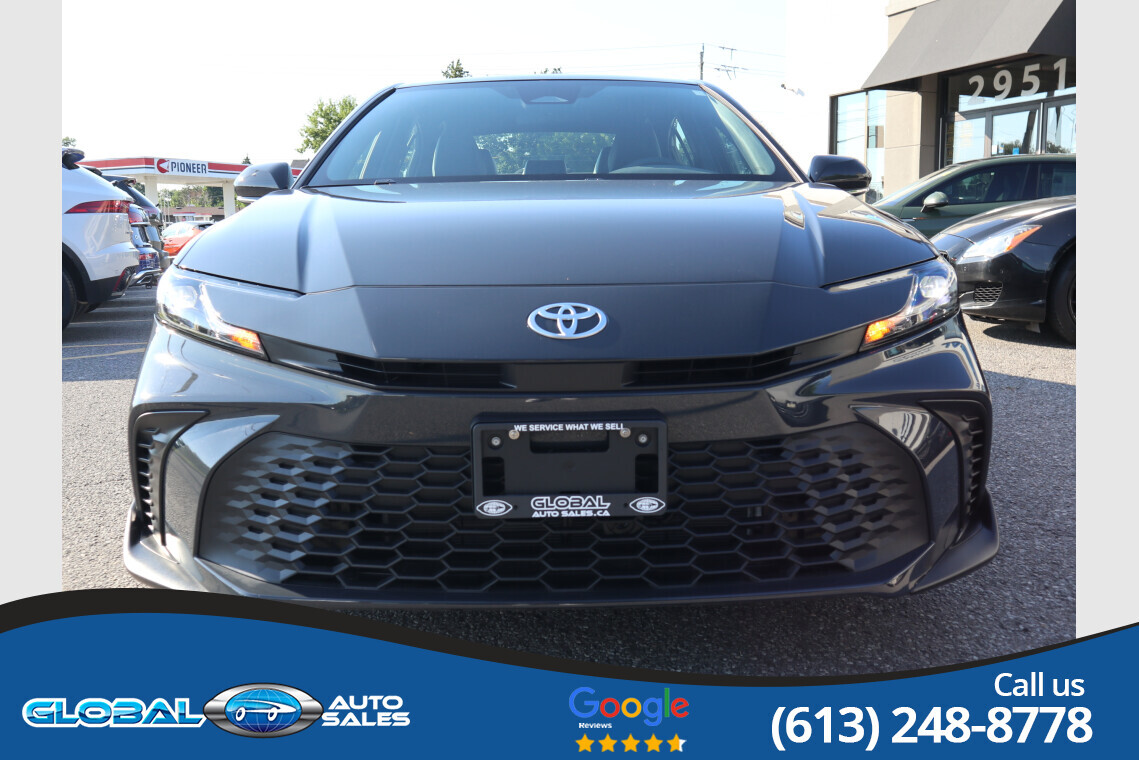 Toyota Camry 2025