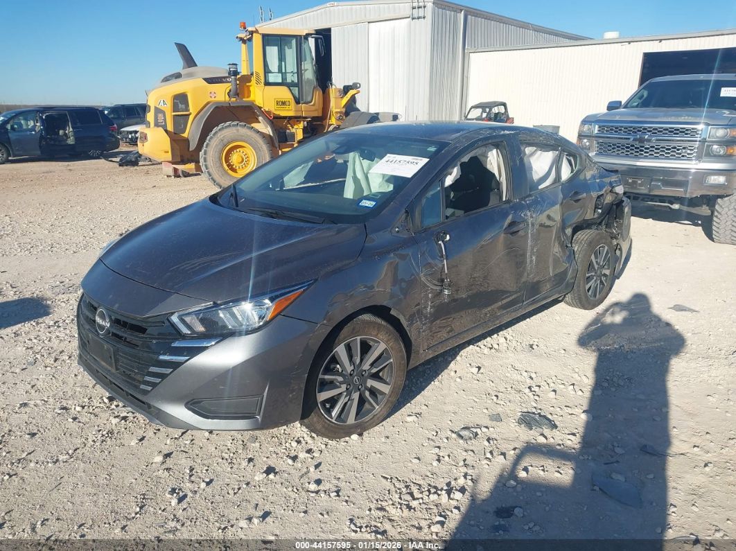 Nissan Versa 2024