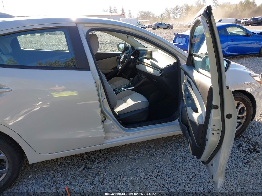 Toyota Yaris 2020