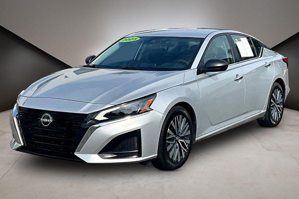 Nissan Altima 2025