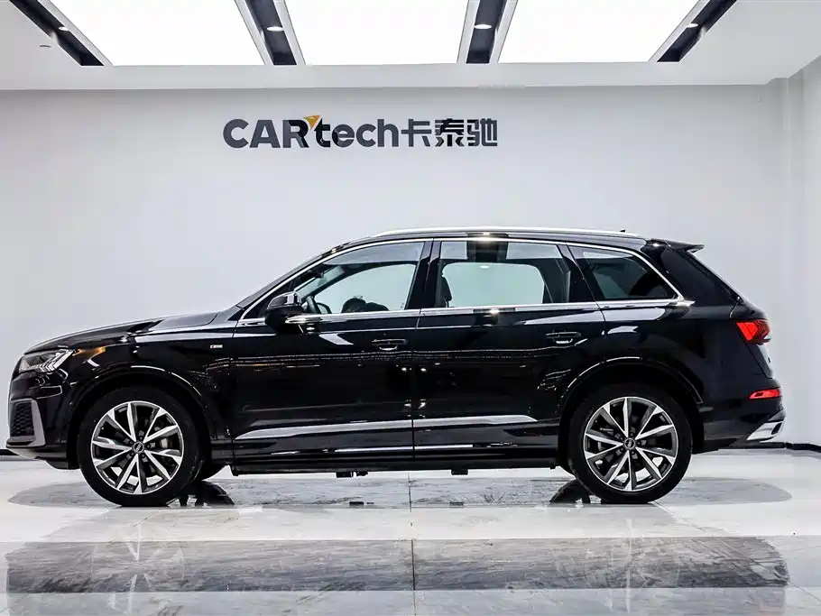 Audi Q7 2024