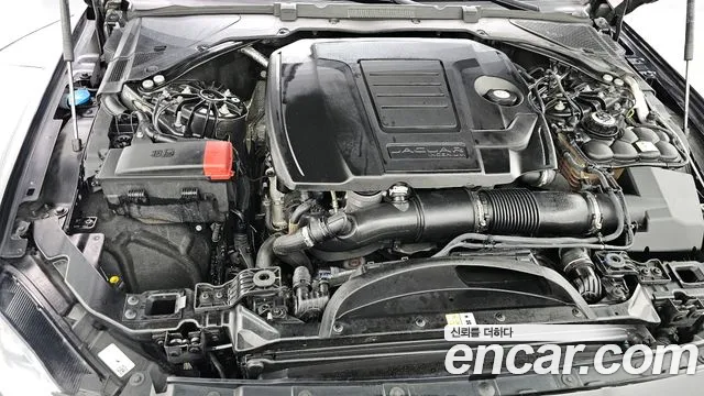 Jaguar XF 2022