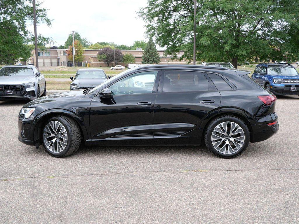 Audi Q8 e-tron 2024