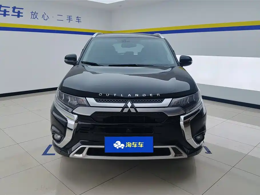 Mitsubishi Outlander 2021