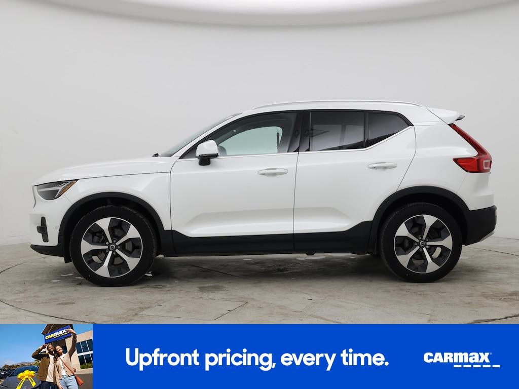 Volvo XC40 2023