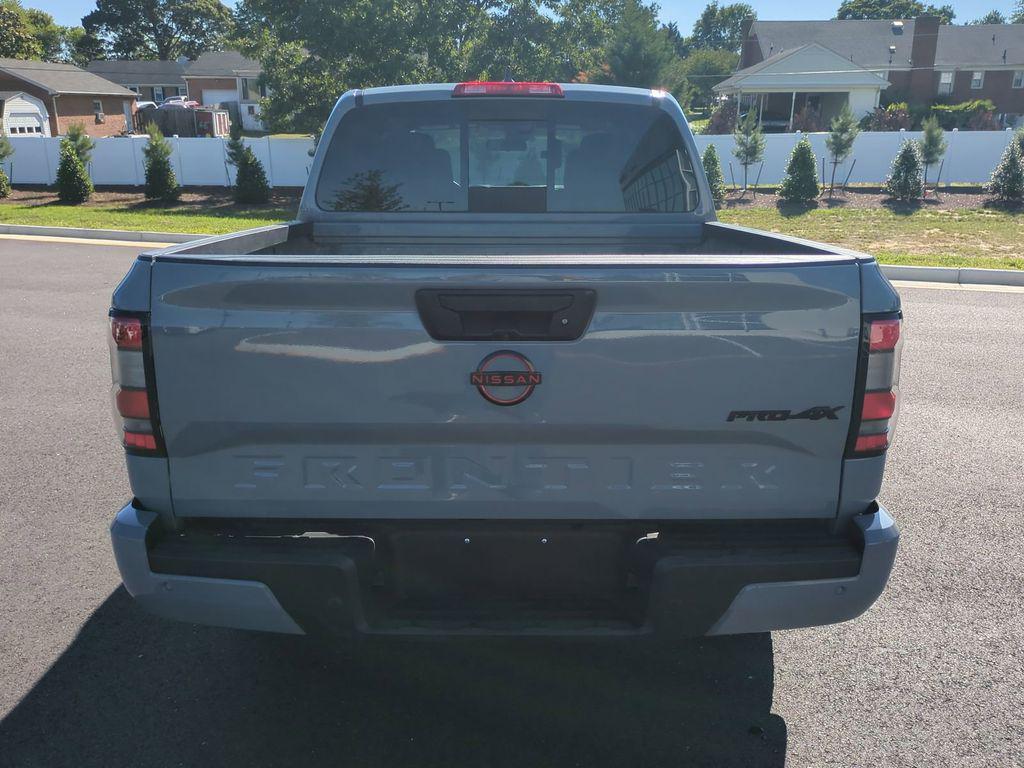Nissan Frontier 2024