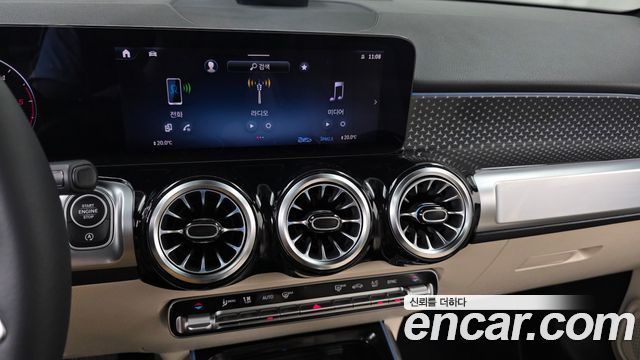 Mercedes-Benz GLB 2024