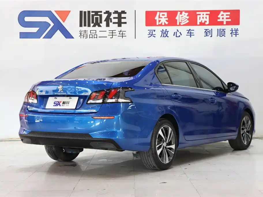 Peugeot 408 2022