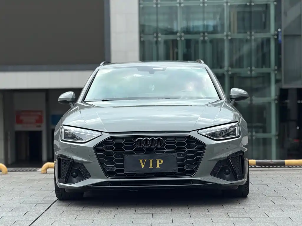Audi A4 2021