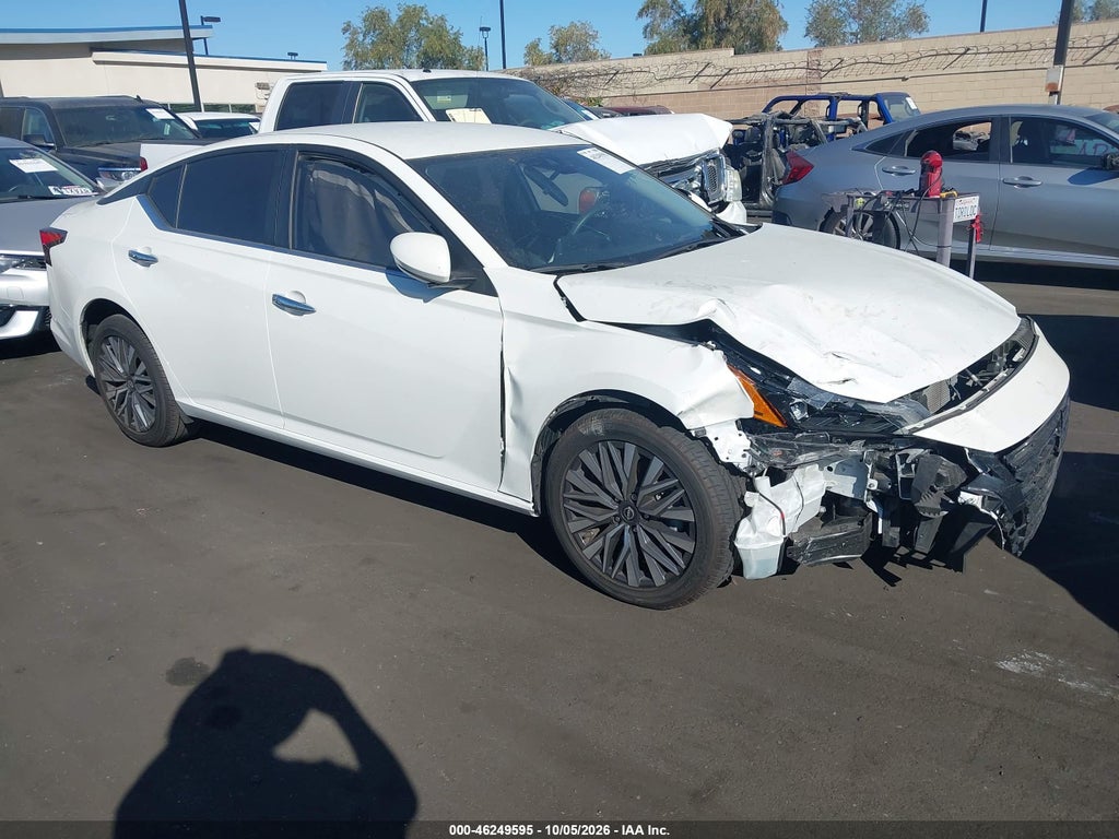 Nissan Altima 2023
