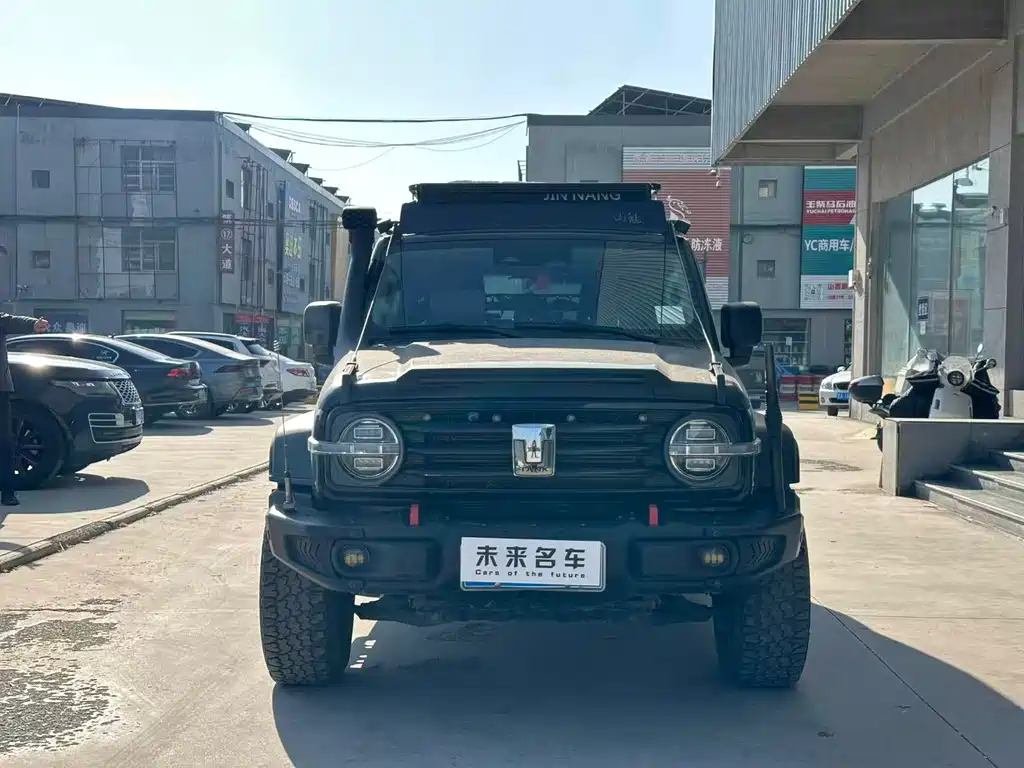 Tank 300 2022
