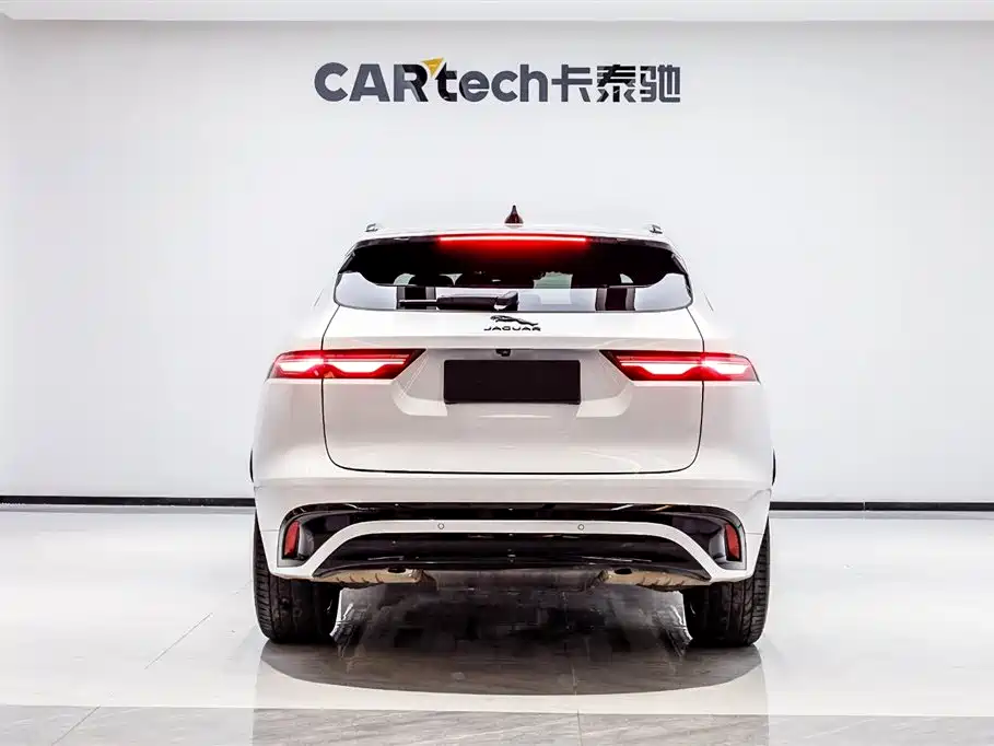 Jaguar F-Pace 2024