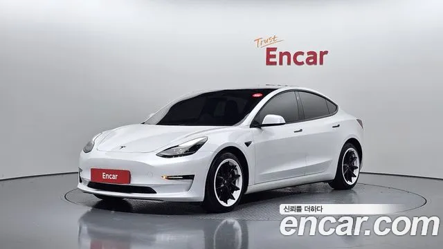 Tesla Model 3 2021