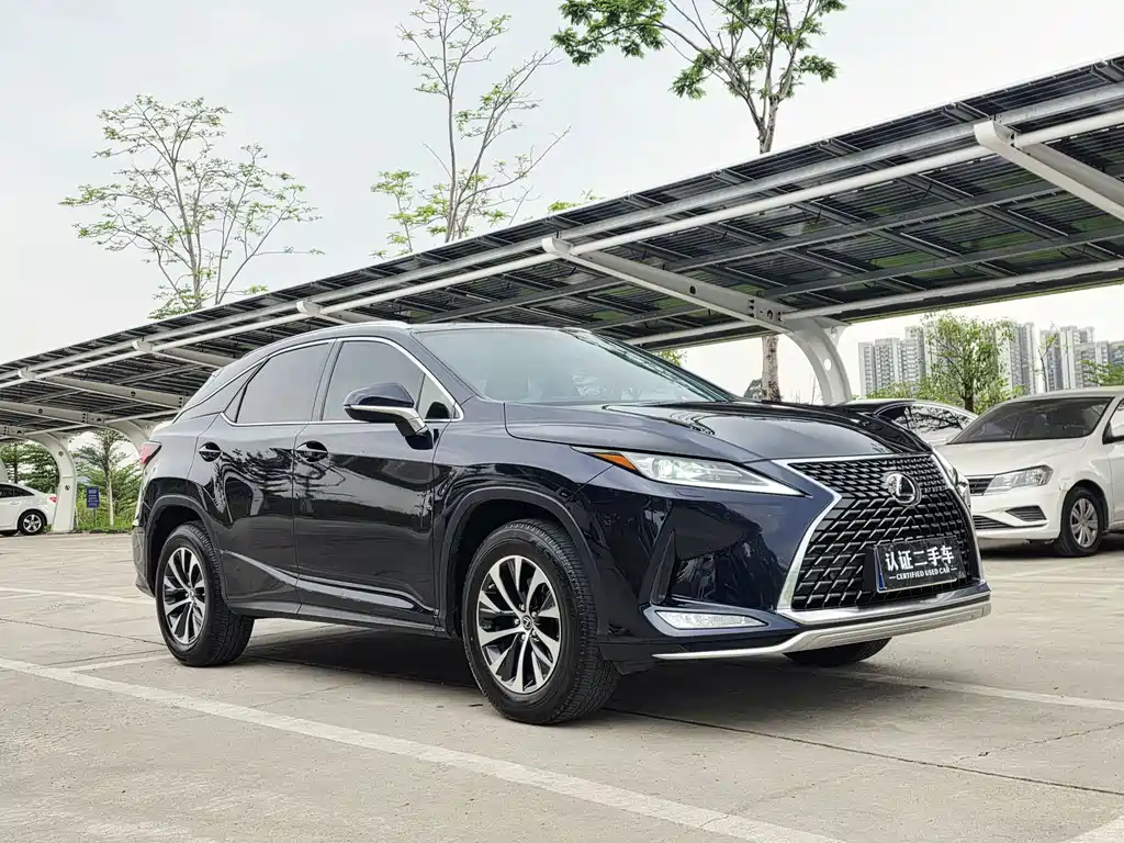 Lexus RX 2021