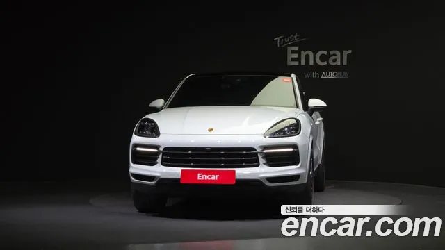 Porsche Cayenne 2021