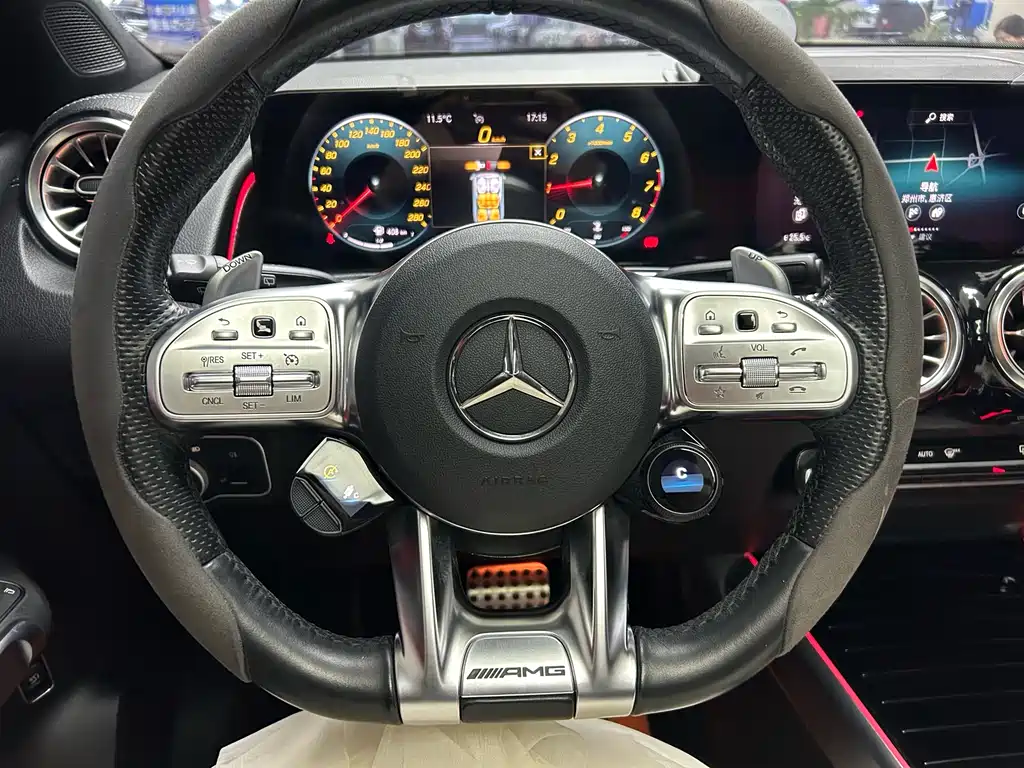 Mercedes-Benz GLB AMG 2021