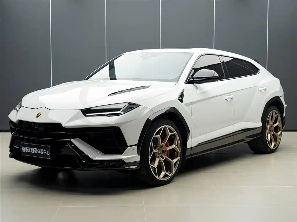 Lamborghini Urus 2024