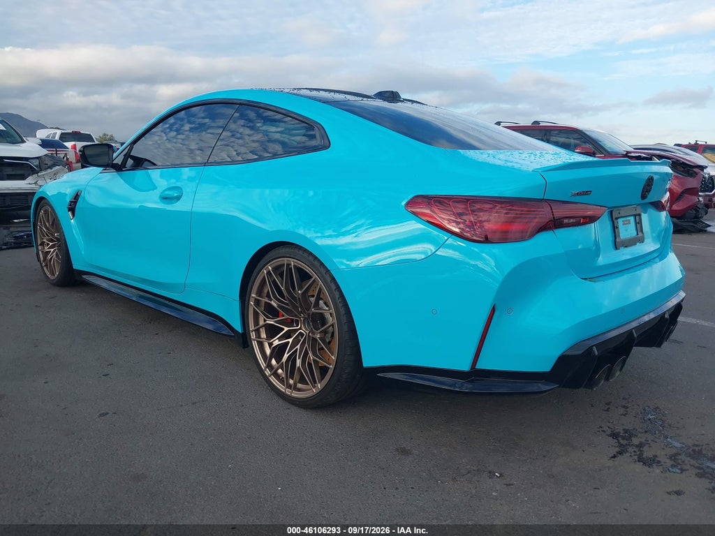 BMW M4 2025
