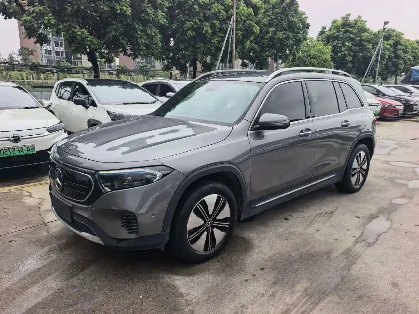 Mercedes-Benz EQB 2022