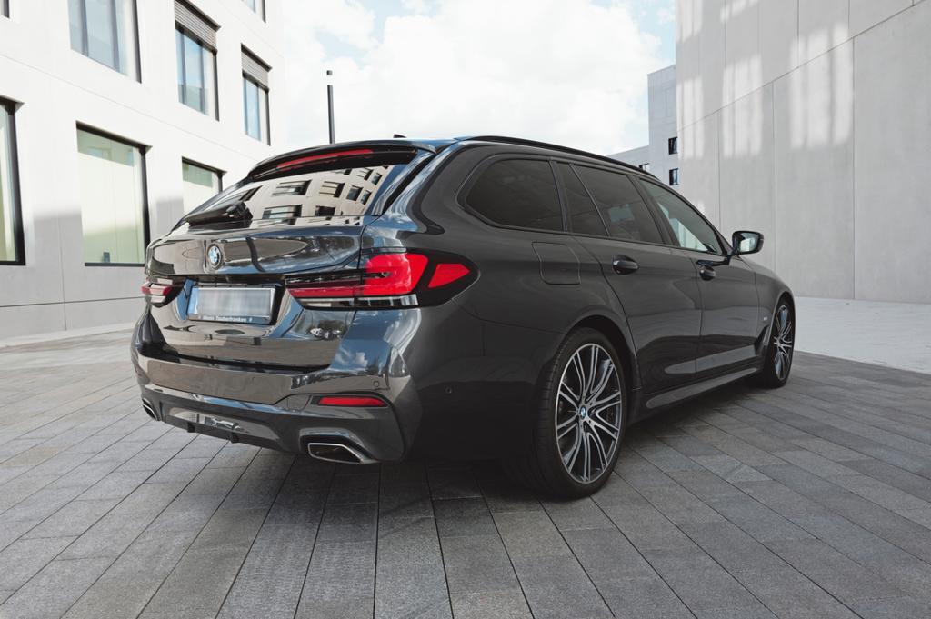 BMW 530 2021