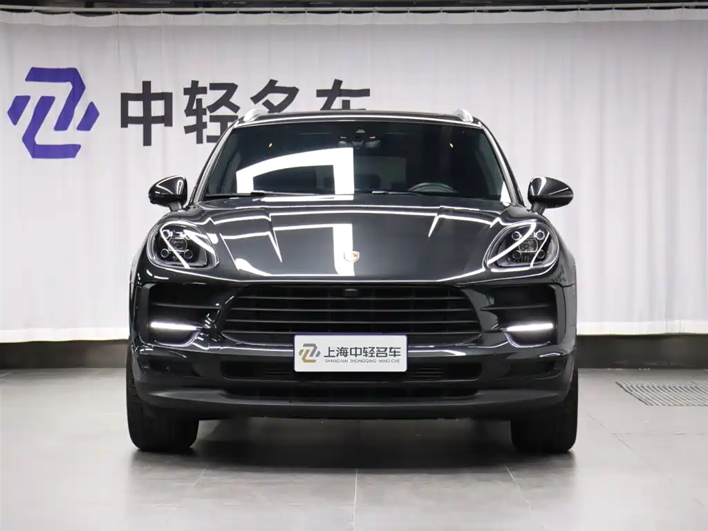 Porsche Macan 2021